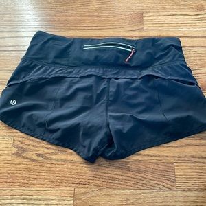 lululemon speed up high rise 2.5inch shorts BLACK